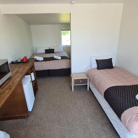 Woodstock Hotel هوكيتيكا المظهر الخارجي الصورة