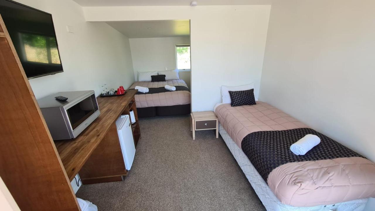 Woodstock Hotel هوكيتيكا المظهر الخارجي الصورة